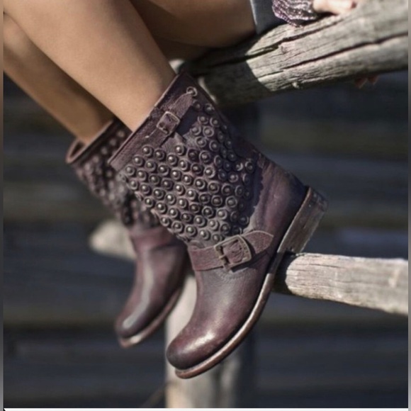 Frye Jenna Studded Disc Brown Leather Short Moto Biker Boots Size